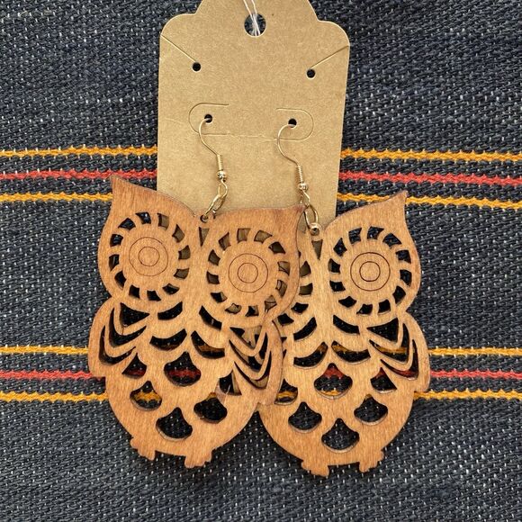 NWT Wooden Owl Dangle Hook Drop Earrings. Goldtone. Boho. Festival. Hippie. - Picture 1 of 5